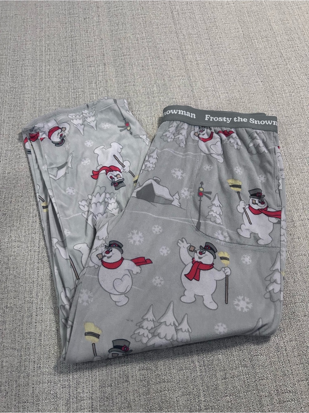Frosty The Snowman Fleece Gray Pajama Pants with Snowman Print. Size XL
